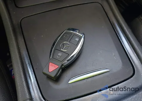 2015 Mercedes-Benz Cla 250 z USA, uszkodzony, nr VIN WDDSJ4EB2FN203478